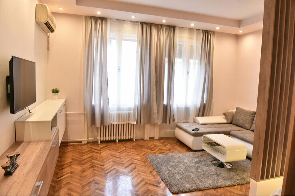 Bojan Central Apartment ノヴィ・サド エクステリア 写真